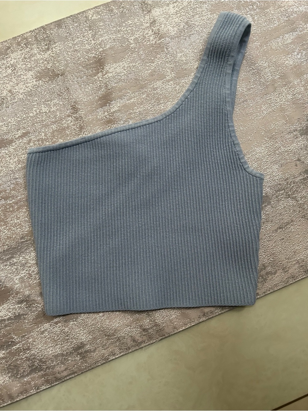 Babaton One-Shoulder Ribbed Crop Top - Picture 3 of 9